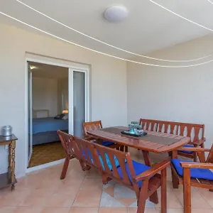 apartmani-lena-pula.in-istria.net/