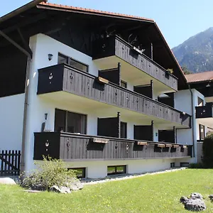 apartment-zugspitz.com-bavaria.com/